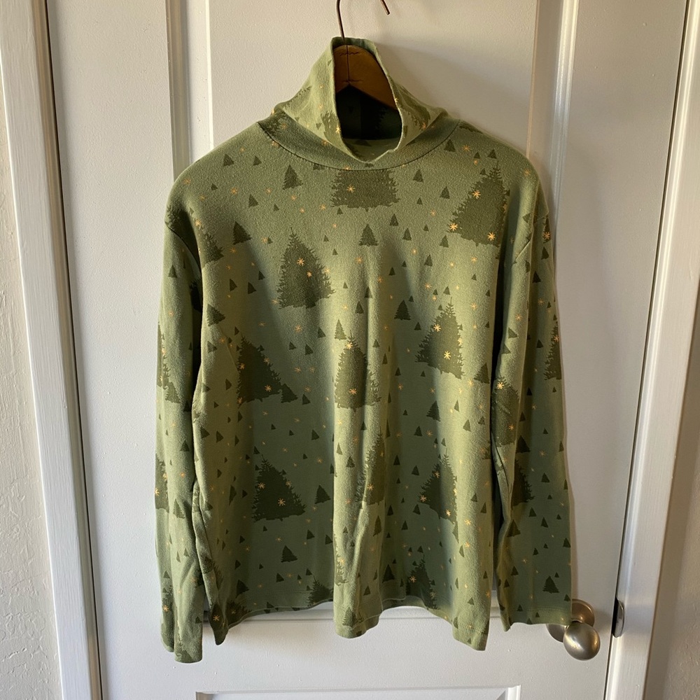 Vintage 90s Women’s Christmas Turtleneck Shirt